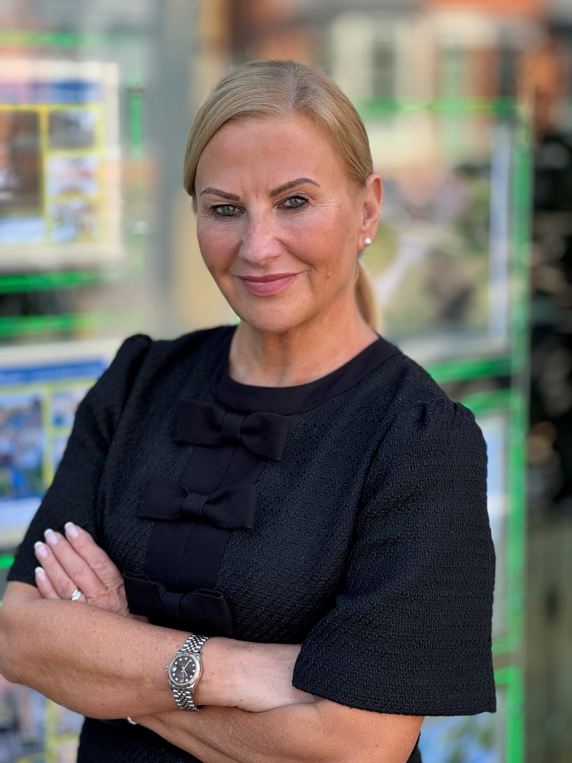 Profile photo of Jules Hunt