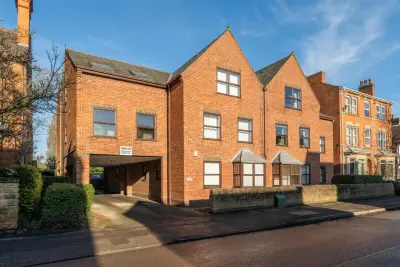 Image of Pierrepont Court, Trent Boulevard