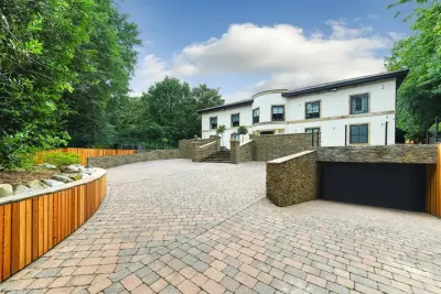 Image of Hall View, Adams Hill, Nottingham