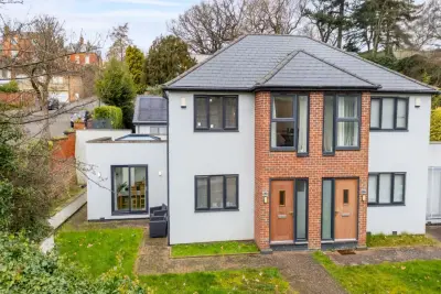 Image of Fishpond Drive, Nottingham