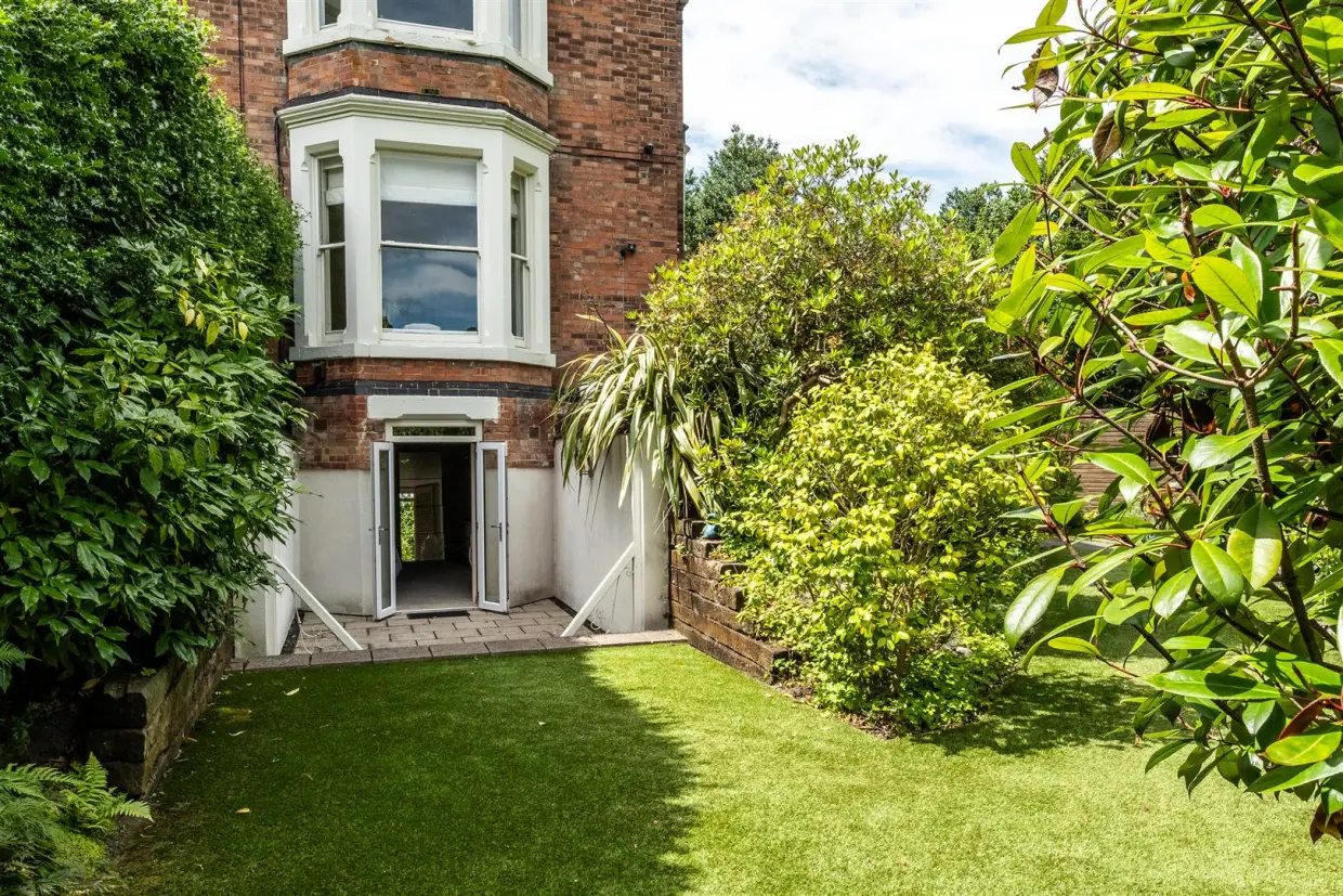 1-1 Tattershall Drive 011