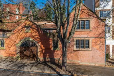 Image of Fishpond Drive, The Park, NG7 1DG