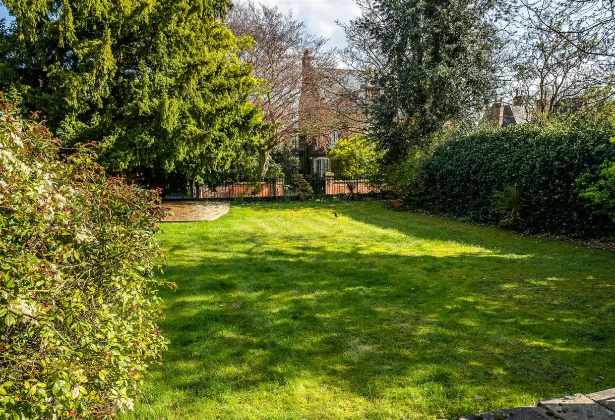 Image representing Pelham Crescent, The Park