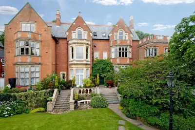 Image of Newcastle Court, The Park