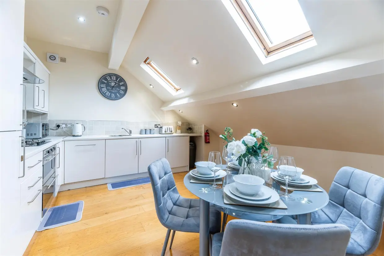 7 Redcliffe Road 016