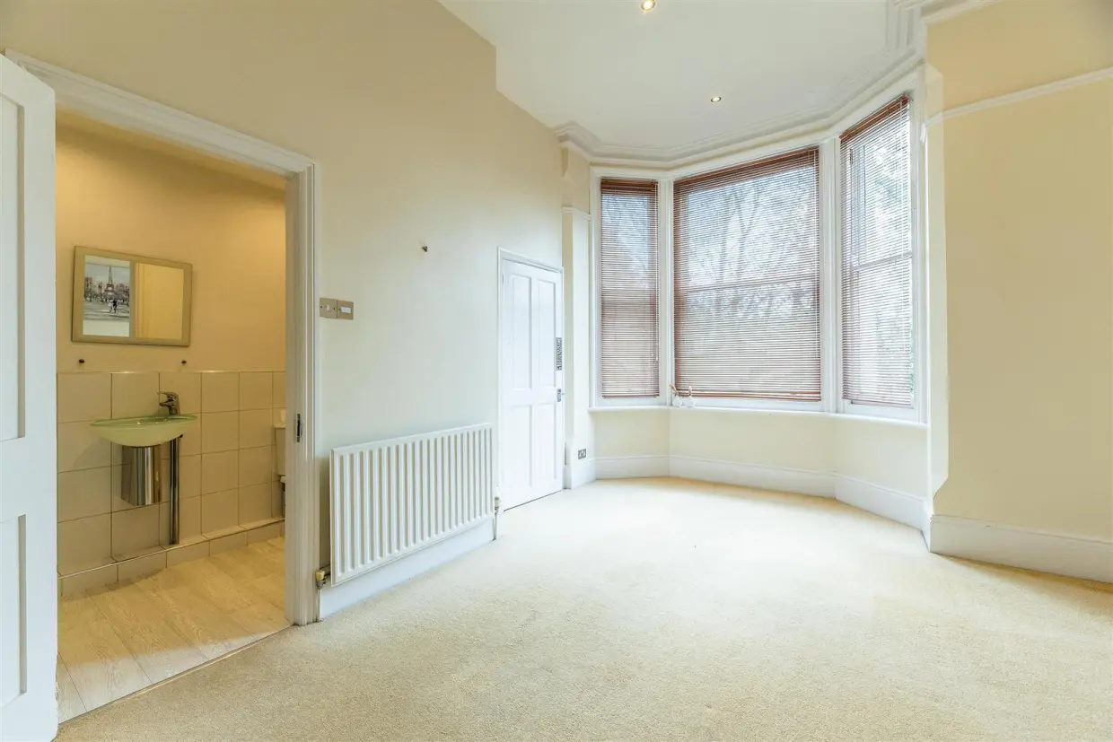 7 Redcliffe Road 032