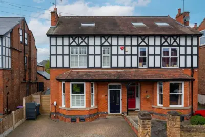 Image of Henry Road, West Bridgford