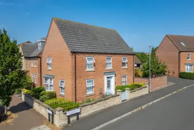 Image of Mountain Ash Crescent, Edwalton