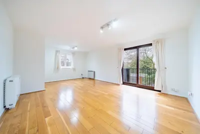Image of Flamingo Court, Nottingham, NG7