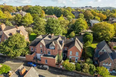 Image of Lenton Avenuee, Nottingham