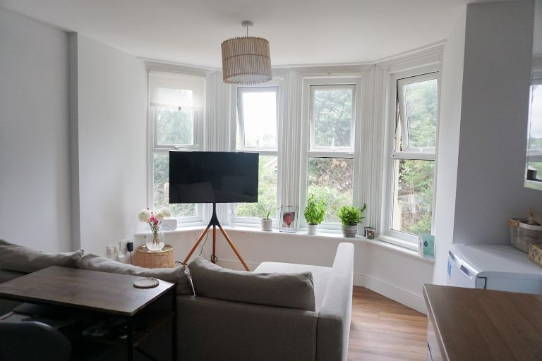 Image of 6, 10 Third Avenue