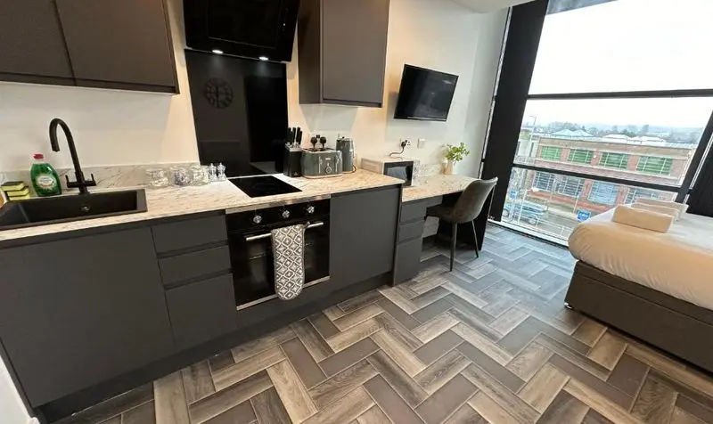 Image of High Road, Beeston, NG9