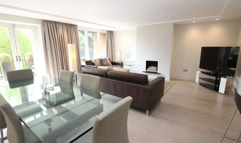 Image of Cavendish Place Cavendish Crescent South, Nottingham. NG7