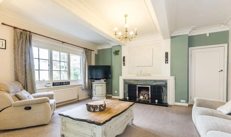 Image of Elm Bank Drive, Nottingham, NG3